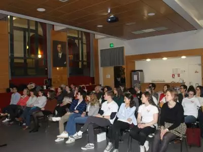 Une bien belle Assemblée !